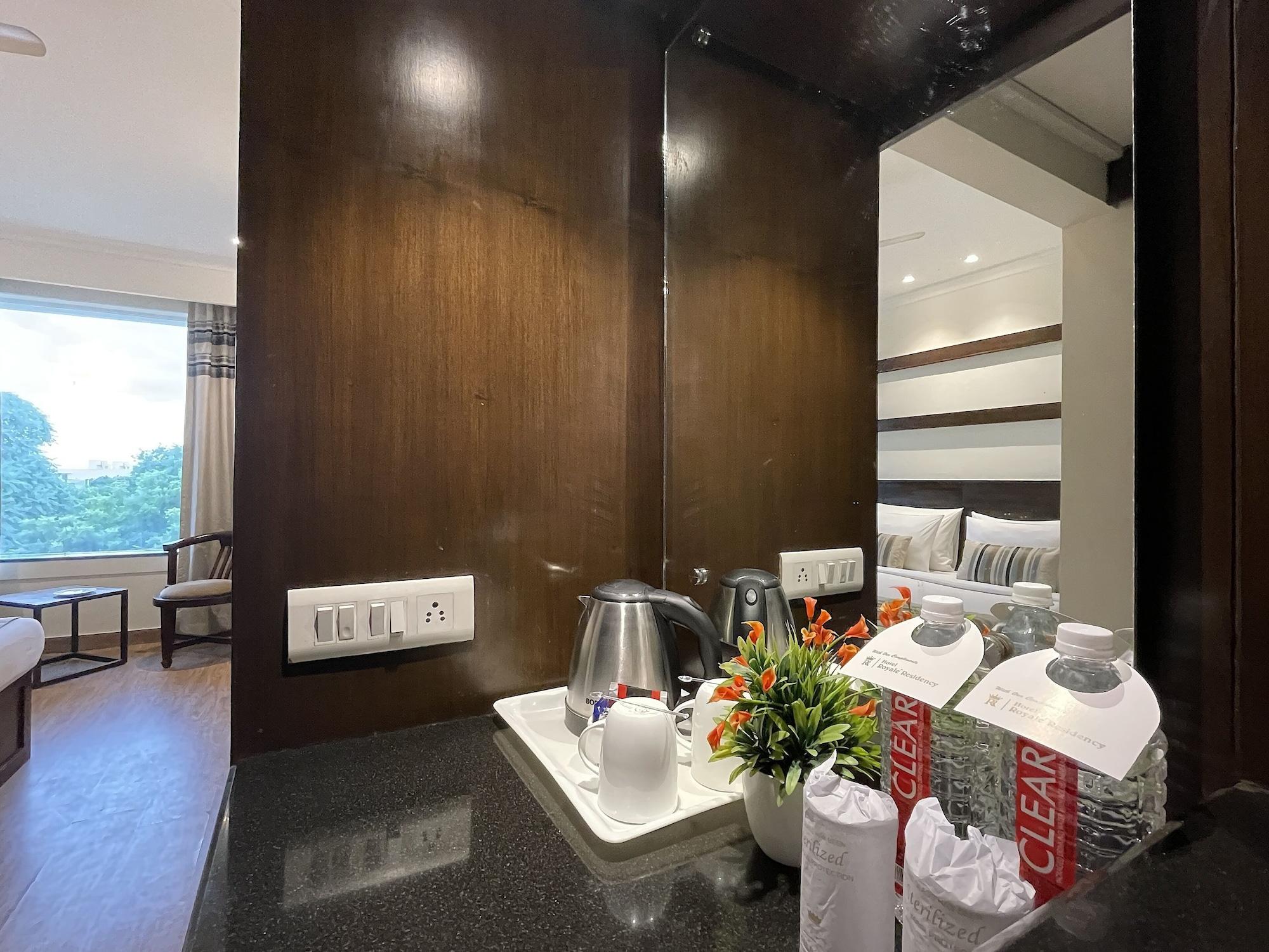 Royale Sarovar Portico Agra Agra  Ngoại thất bức ảnh