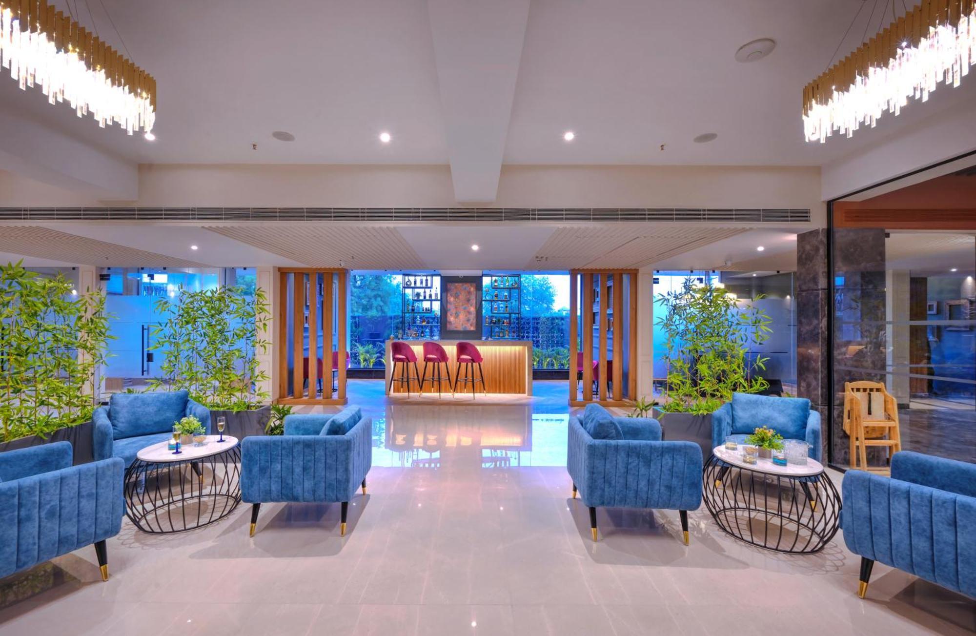 Royale Sarovar Portico Agra Agra  Ngoại thất bức ảnh